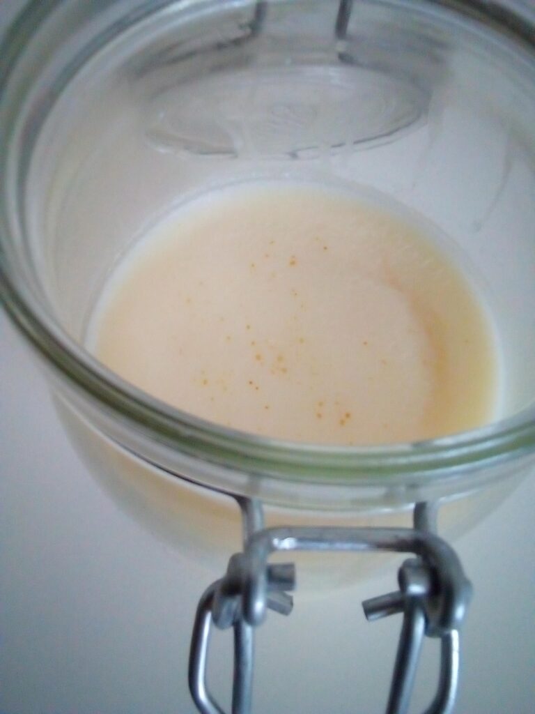 3.	Clarifying goose fat after rendering to remove fine impurities.